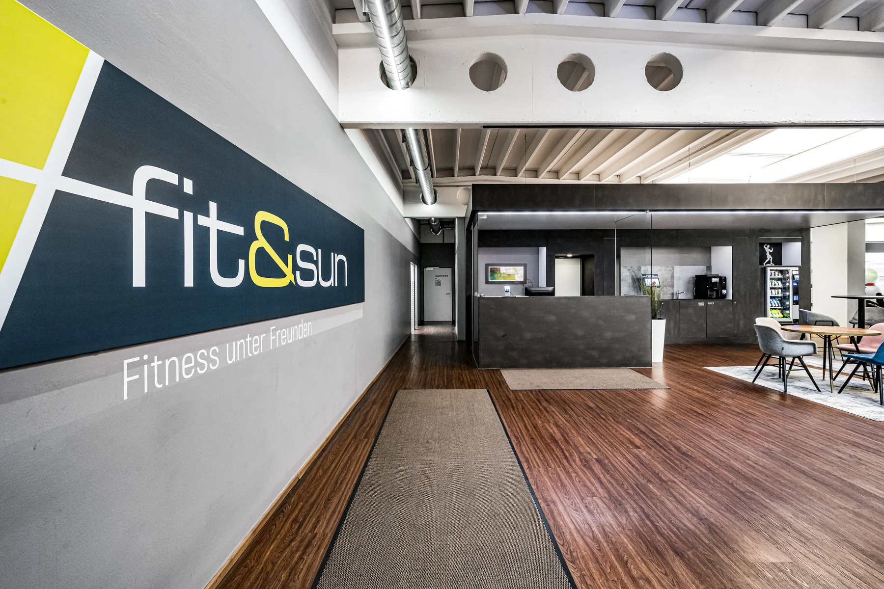 Außenansicht am Standort des Fit & Sun